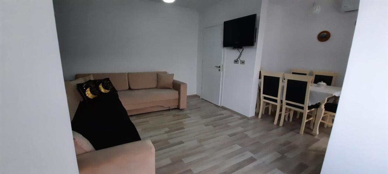 Apartament Clara Permet Apartman Kültér fotó